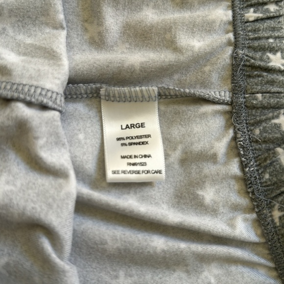 Roudelain Grey Buttonup Collared Star Print Piped Edges Shorts Pajama Set L - Picture 8 of 10